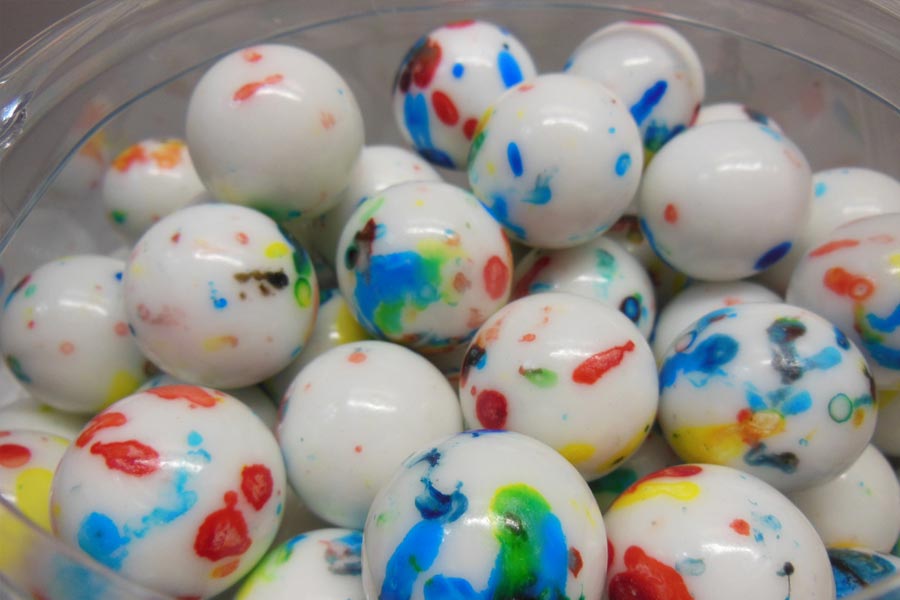 Canadian college student broke jaw after eating Jaw breaker Candy