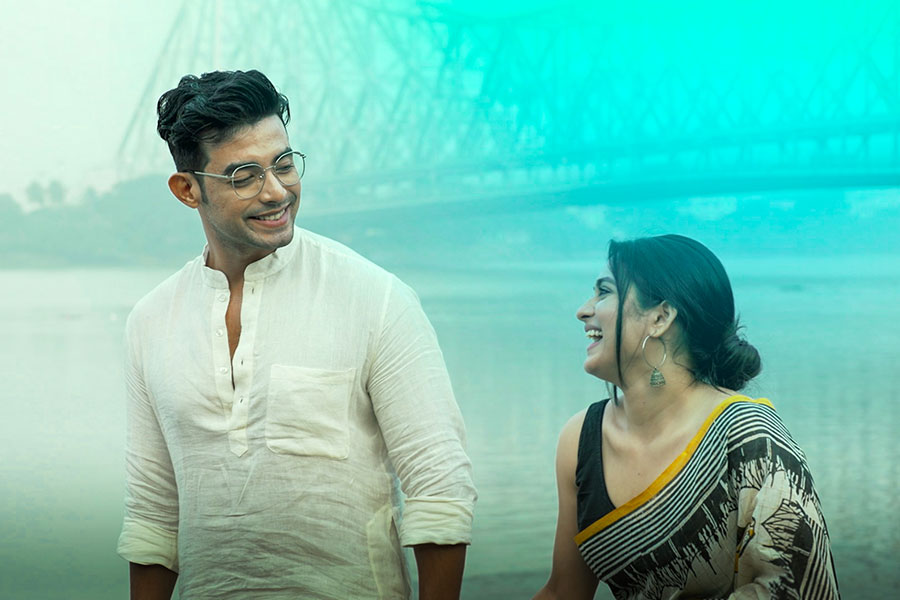 Actor Ranojoy-Bishnu and Shyamoupti opens up about their rumored relationship in an exclusive walk the talk dgtls