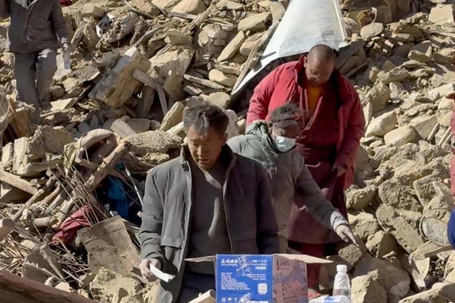 Pictures of Tibet after powerful earthquake hit the region