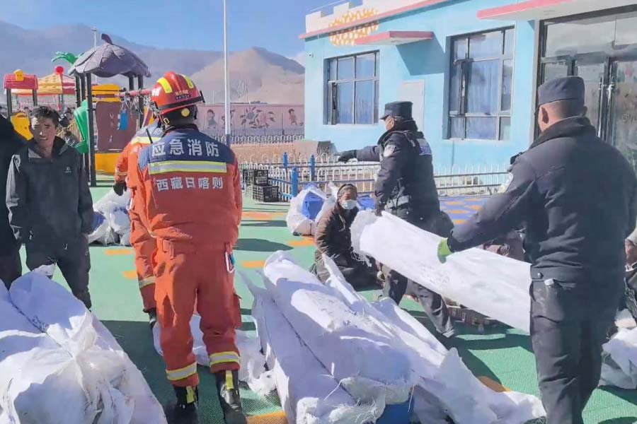 Pictures of Tibet after powerful earthquake hit the region