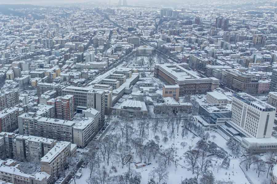 Massive winter snow storm hits in US, few states declare emergency 