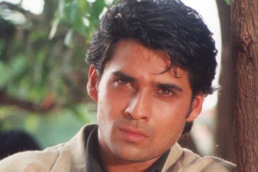 Meet actor who was about to be replaced by Salman Khan, the film earned 5 times its budget