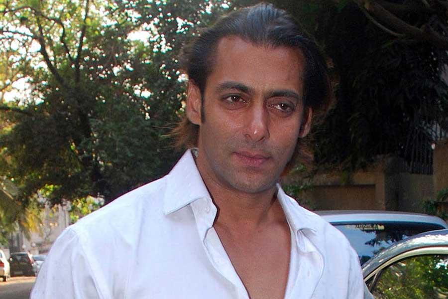 Meet actor who was about to be replaced by Salman Khan, the film earned 5 times its budget