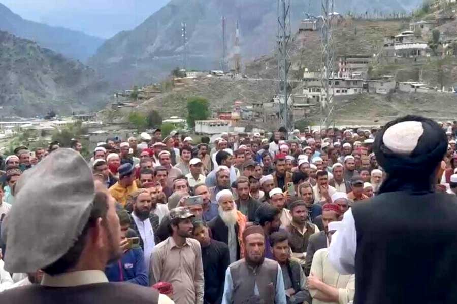 China Pakistan trade stopped due to sit on protest against power outage in POK 