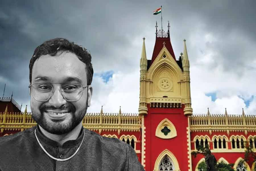 Calcutta High Court seeks report from State Government in Jhargram doctor death case dgtl