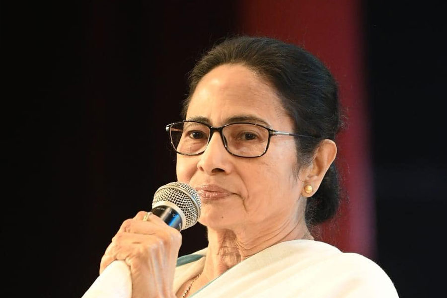 West Bengal Chief Minister Mamata Banerjee likely to attend a program of Doctors organized by State level Grievance Redressal Committee dgtl