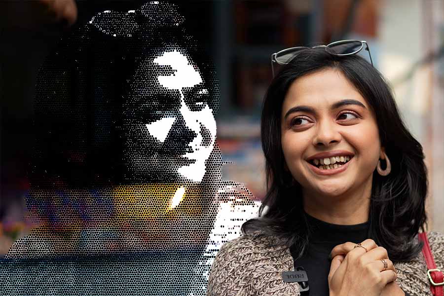 Solanki Roy talks about love life and her upcoming Bengali film Bhaggyolokkhi in an interview while roaming around College Street of Kolkata dgtl