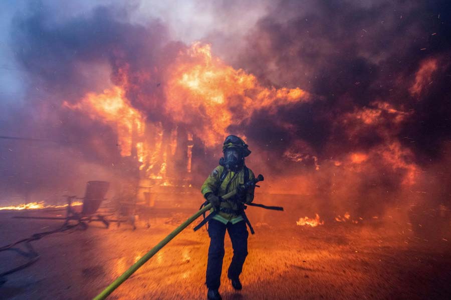 Fresh fire in different parts of Los Angeles, engulfs more and more locations dgtl