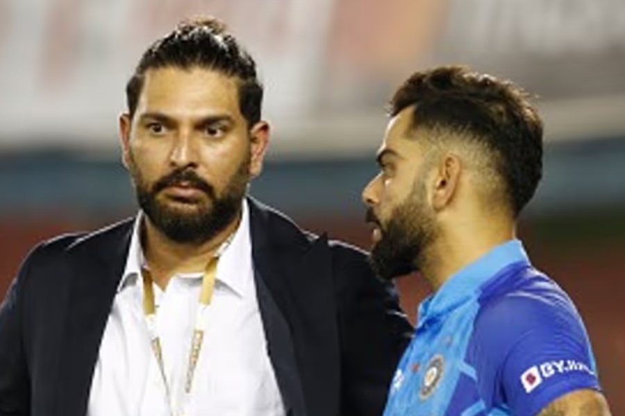 picture of Yuvraj Singh and Virat Kohli