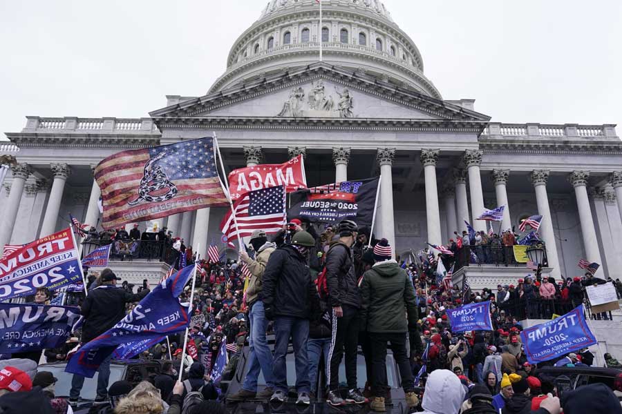 Report says many users are now searching how to delete Facebook, Instagram as meta decide to end fact checking on certain post