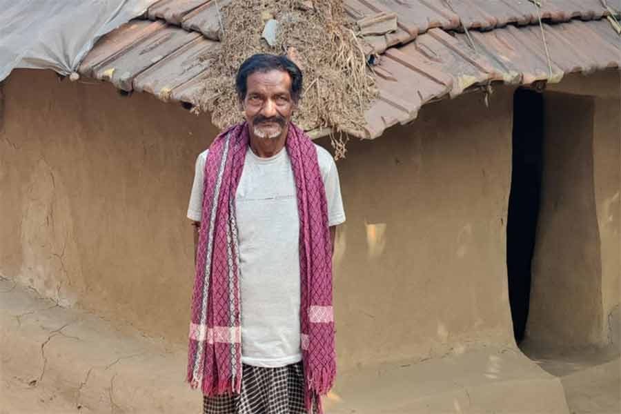 ঝুকু বাউরি। নিতুড়িয়ার বিন্দুইডি গ্রামে।