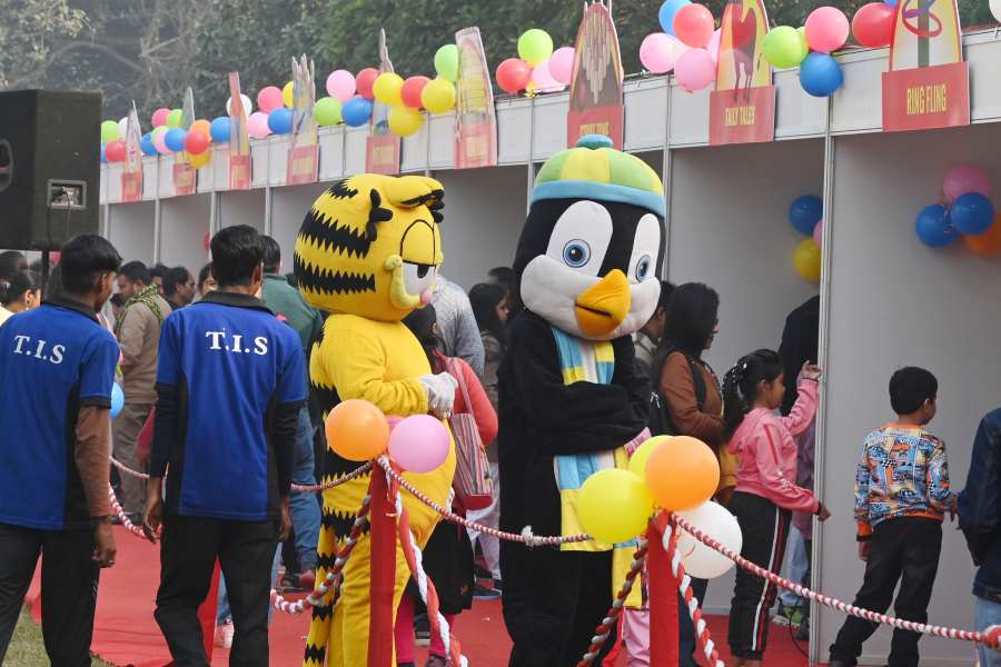 আনন্দ ক্রীড়া প্রতিযোগিতার একটি মুহূর্ত।