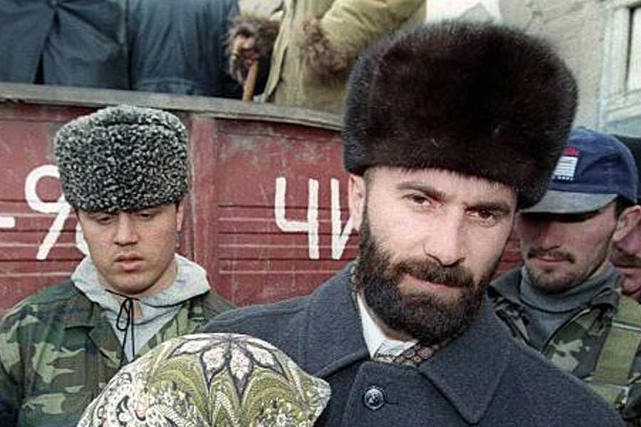 Russian Laden Shamil Basayev eliminated by Moscow know about the Chechen warlord