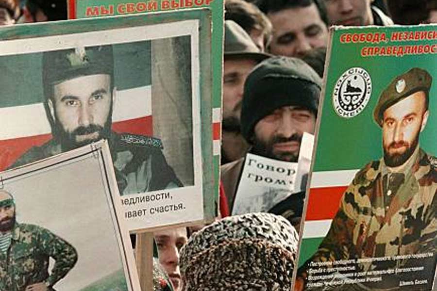 Russian Laden Shamil Basayev eliminated by Moscow know about the Chechen warlord