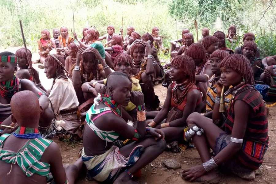 Yetuk fisting va tasmali porno Porno lesbiyan ozi