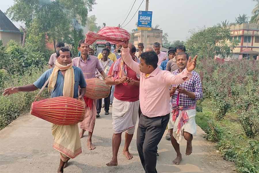 দেবেন্দ্রনাথের শেষযাত্রা।