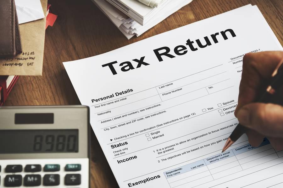 Income Tax Return filing deadline is 15 January 2025 check the penalty for delay