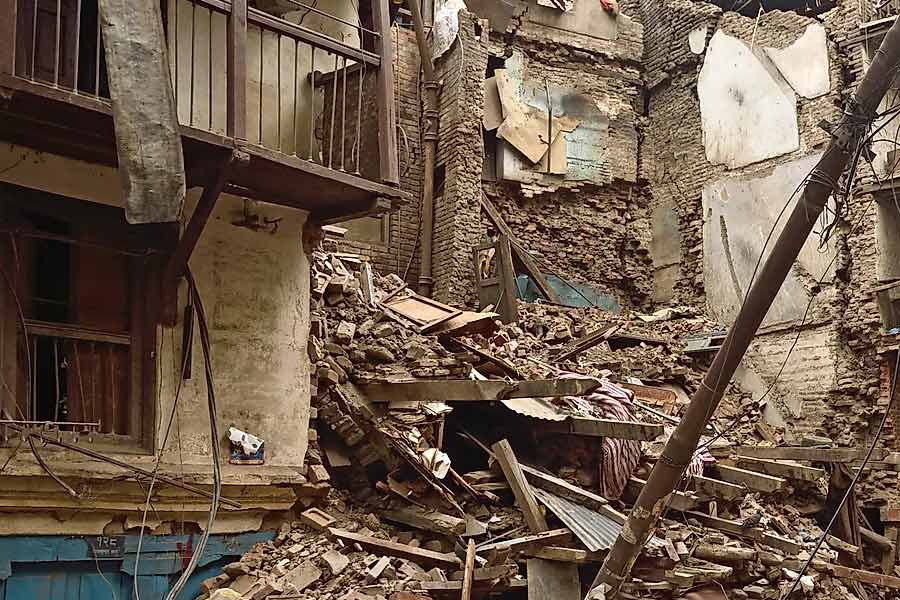 Deadliest earthquake in china Shaanxi province took 8 lakh lives 