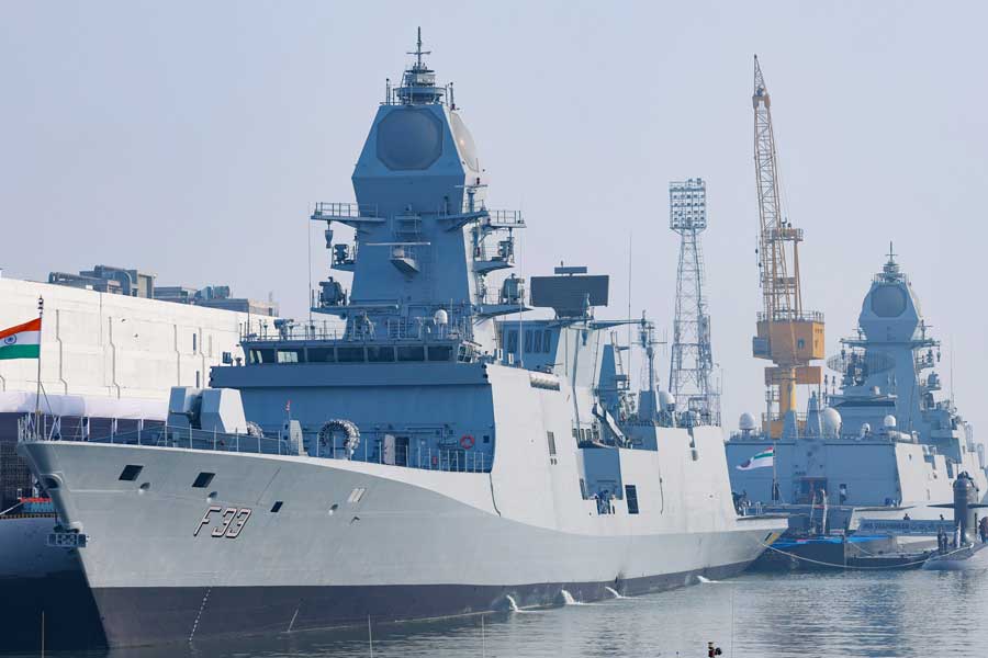 From Robot Dog to warships and submarine high tech weapon and naval power are increasing Indian Army and Navy 