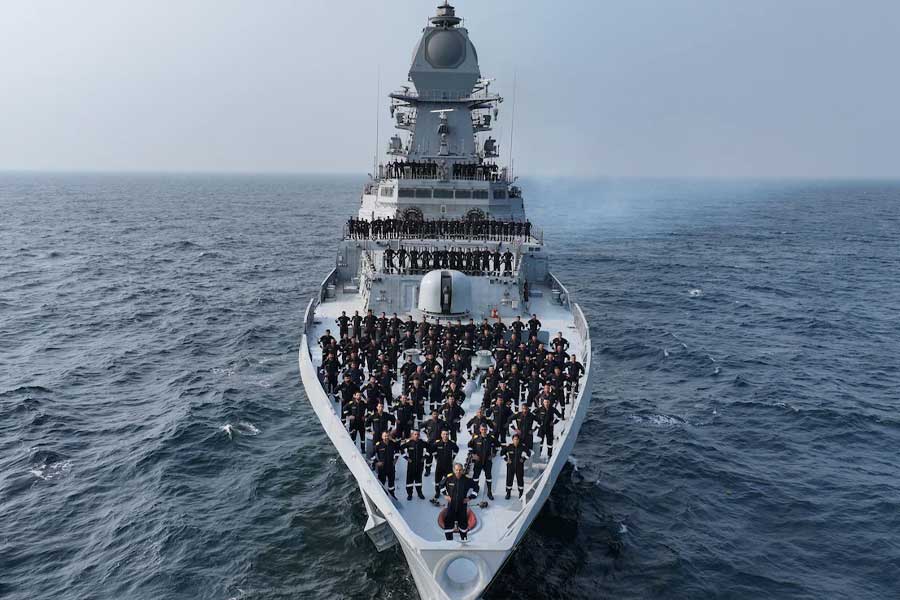 From Robot Dog to warships and submarine high tech weapon and naval power are increasing Indian Army and Navy 