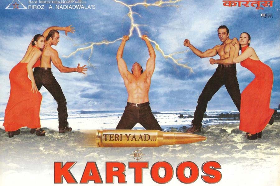 Meet director Mahesh Bhatt who gave two flops with Shah Rukh Khan, has never given Rs 100-crore hit 