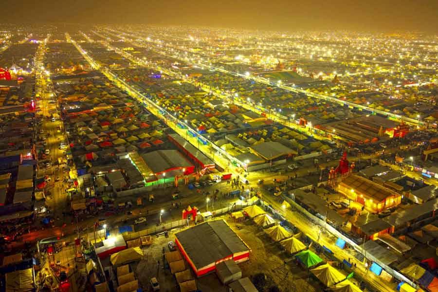 All you need to know about Mahamandaleshwar Narayanand Giri Maharaj alias Golden Baba from Mahakumbh 