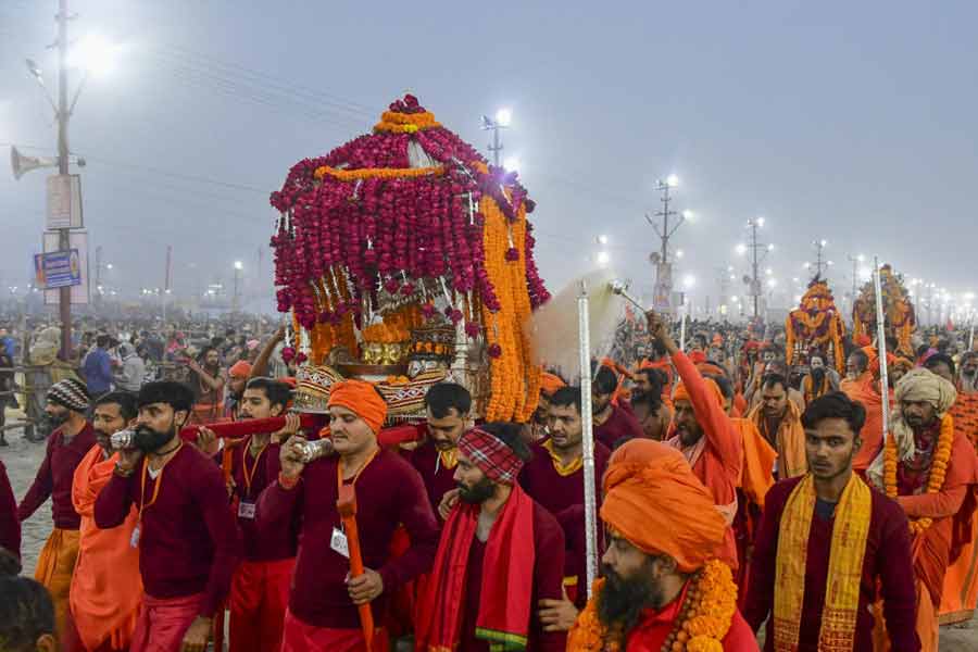 All you need to know about Mahamandaleshwar Narayanand Giri Maharaj alias Golden Baba from Mahakumbh 