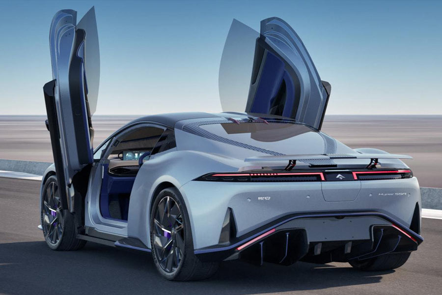 EV sales dipped rapidly in 2025 a big concern for Chinese economy 