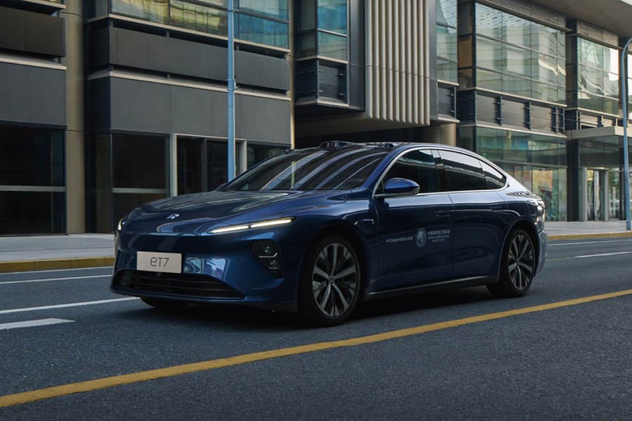 EV sales dipped rapidly in 2025 a big concern for Chinese economy 