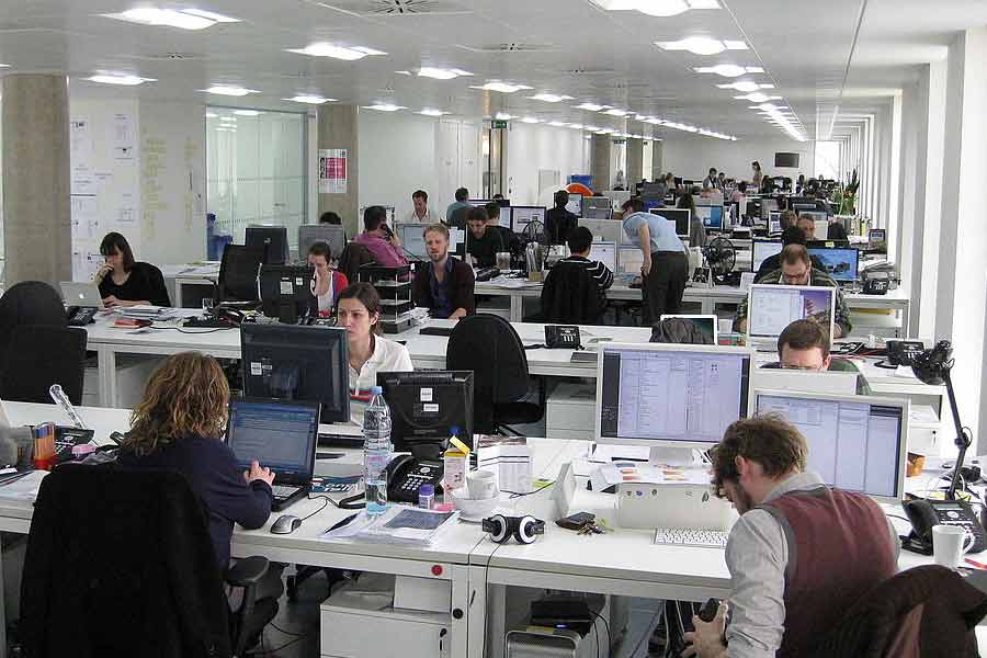 UK extracted 64.82 trillion dollars from India enough money to carpet London in notes of 50 British pounds almost four times