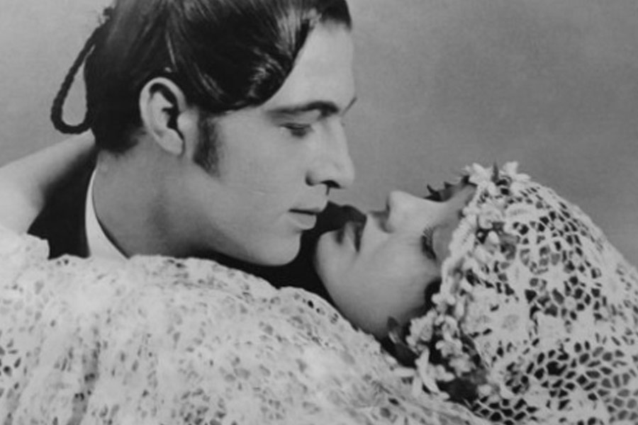 Hollywood’s shortest marriage lasted for 20 minutes between Jean Acker and Rudolph Valentino