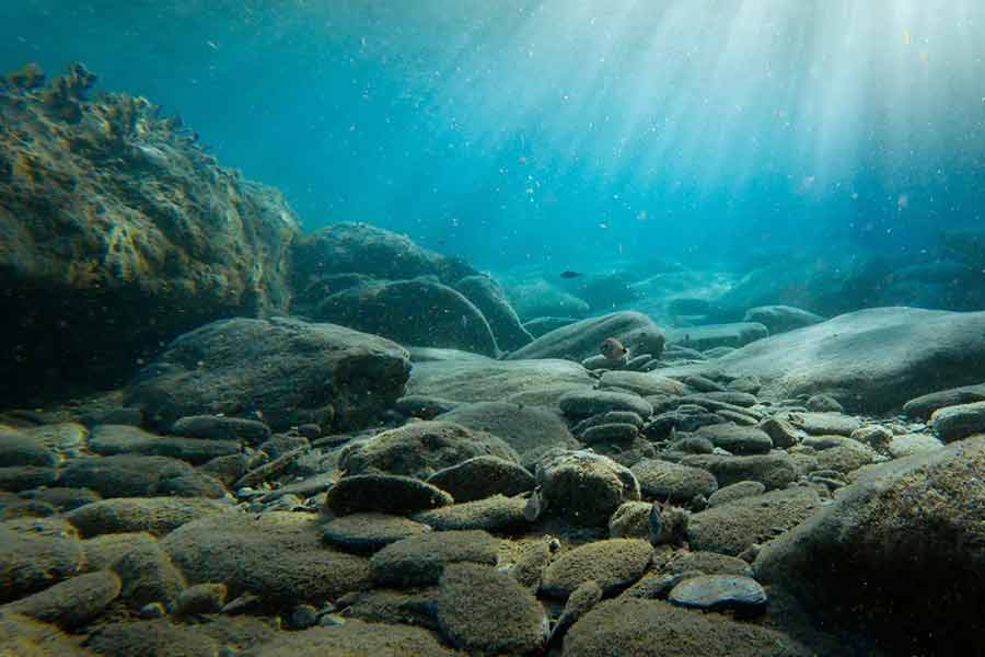 Million tons of rare mineral like nickel, cobalt discovered in japan that could make them billions