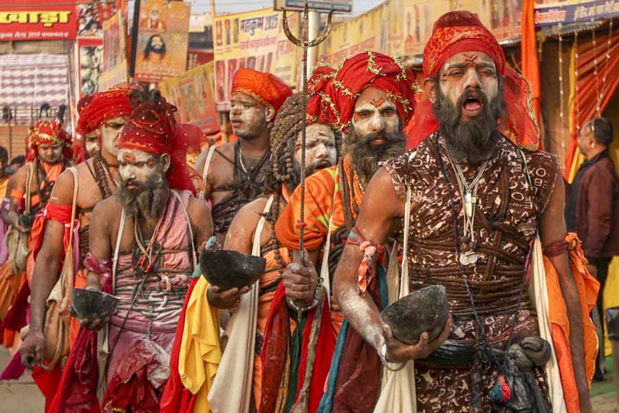 All you need to know about Ambassador Baba alias Rajgiri from Mahakumbh