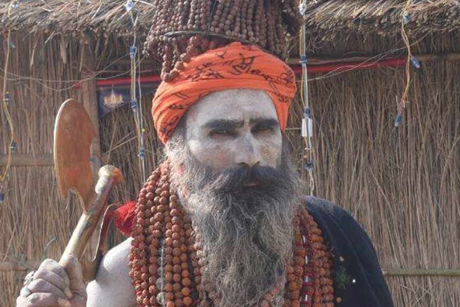 All you need to know about Ambassador Baba alias Rajgiri from Mahakumbh