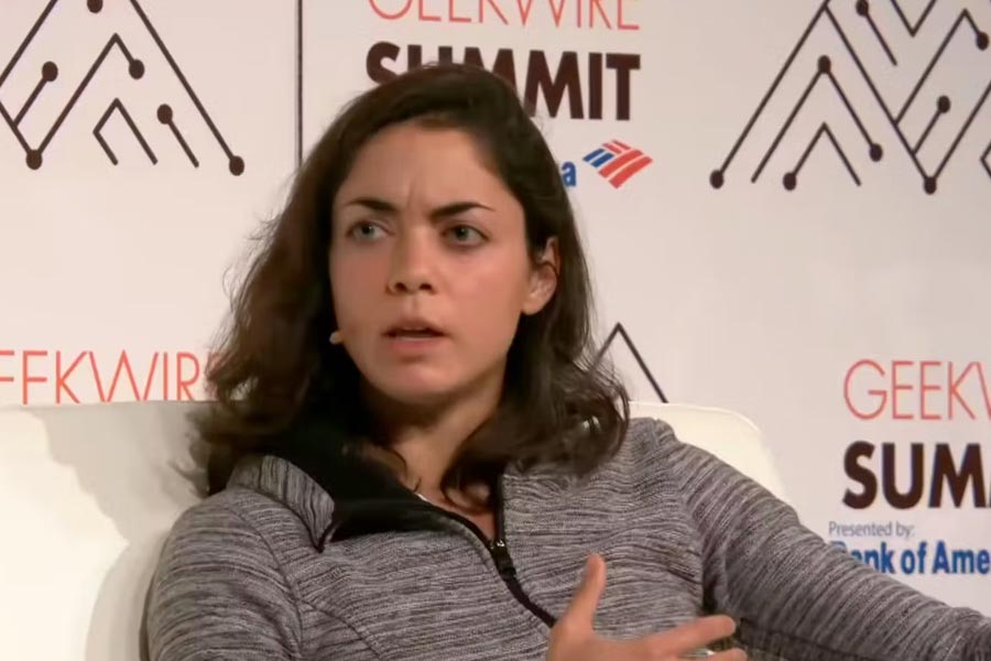 Who is shivon zillis made her presence known at a pre-inauguration donor party in Washington
