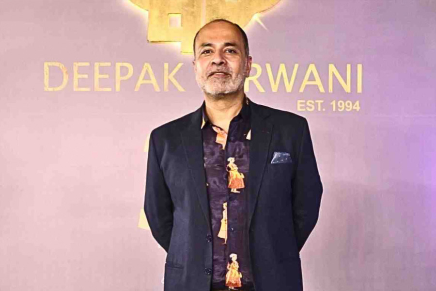 Pakistani fashion designer and actor Deepak Perwani embroiled in controversy for India have it better