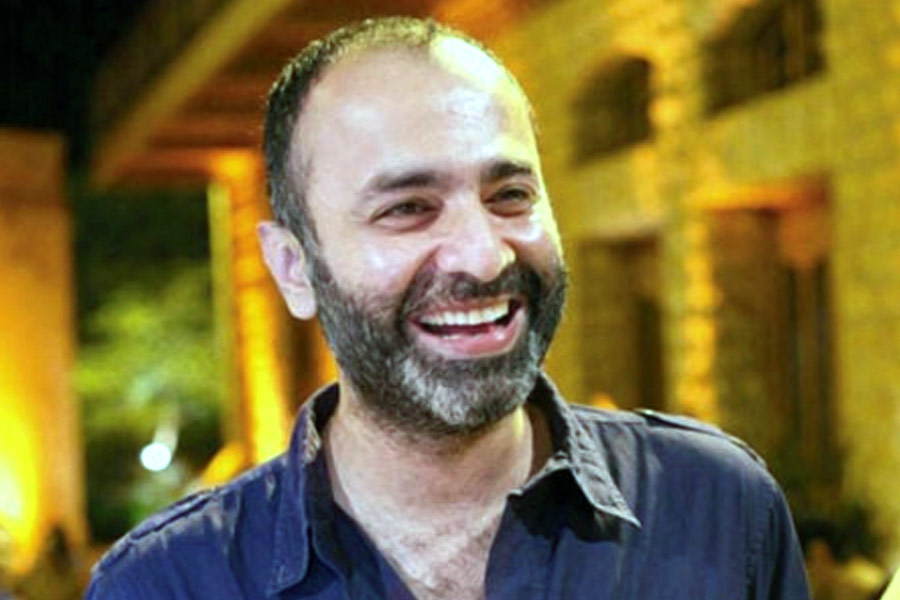 Pakistani fashion designer and actor Deepak Perwani embroiled in controversy for India have it better