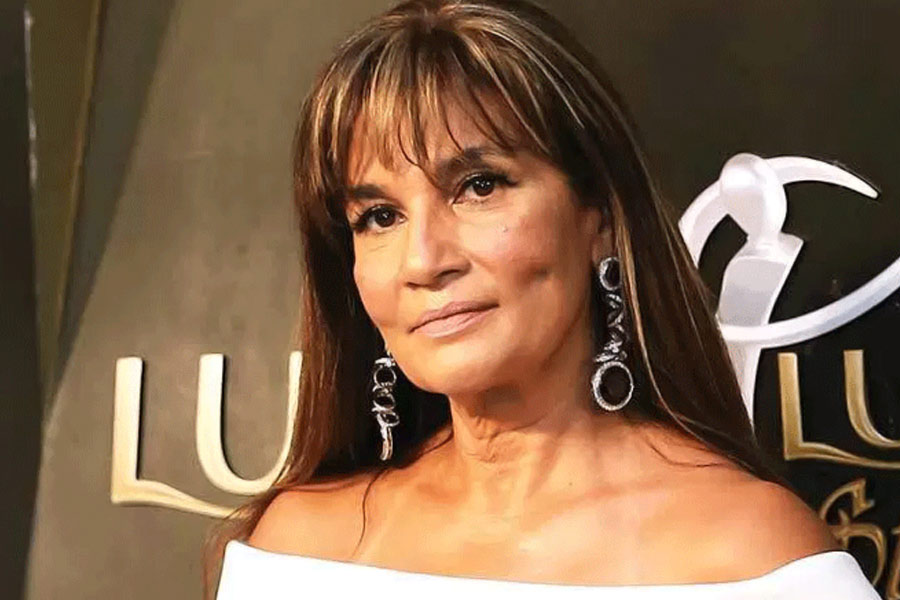 Pakistani fashion designer and actor Deepak Perwani embroiled in controversy for India have it better