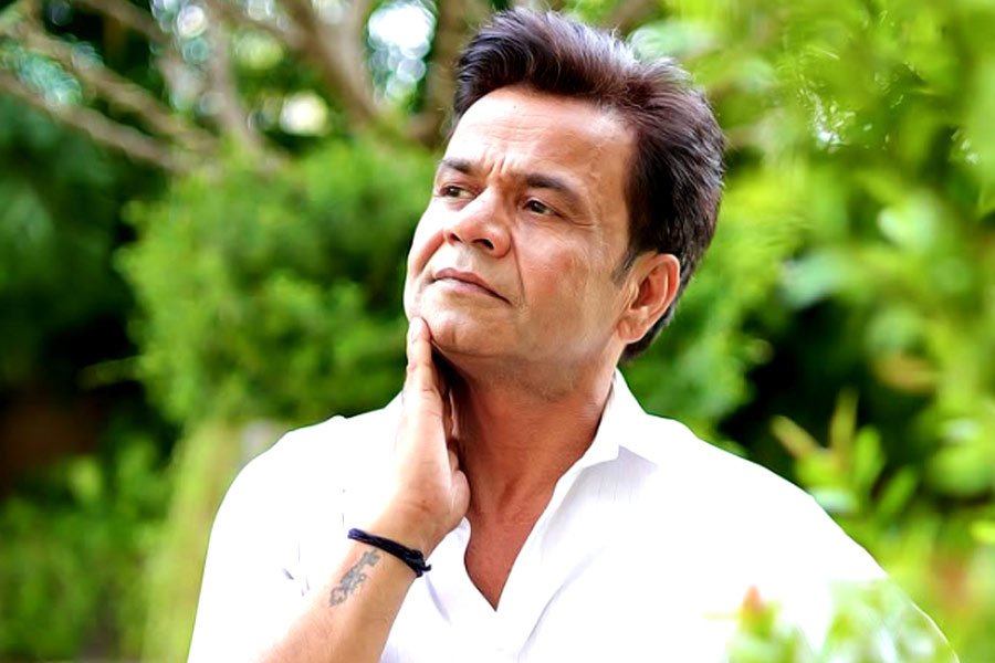 Actor Rajpal Yadav lost his father who was admitted in AIIMS Delhi