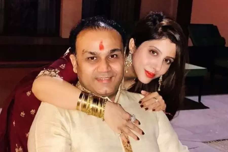 Things to know about Virender Sehwag's wife Aarti Ahlawat and the rumors behind their divorce 