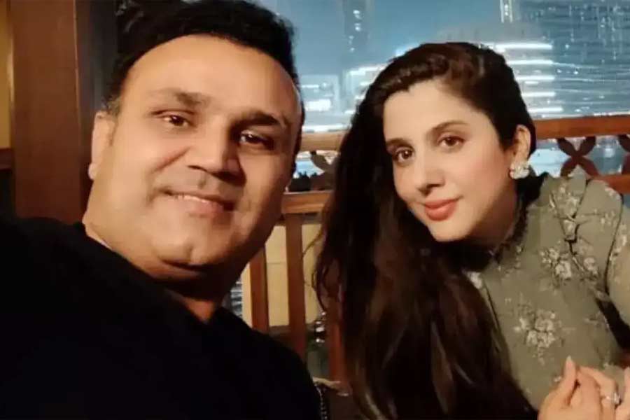 Things to know about Virender Sehwag's wife Aarti Ahlawat and the rumors behind their divorce 