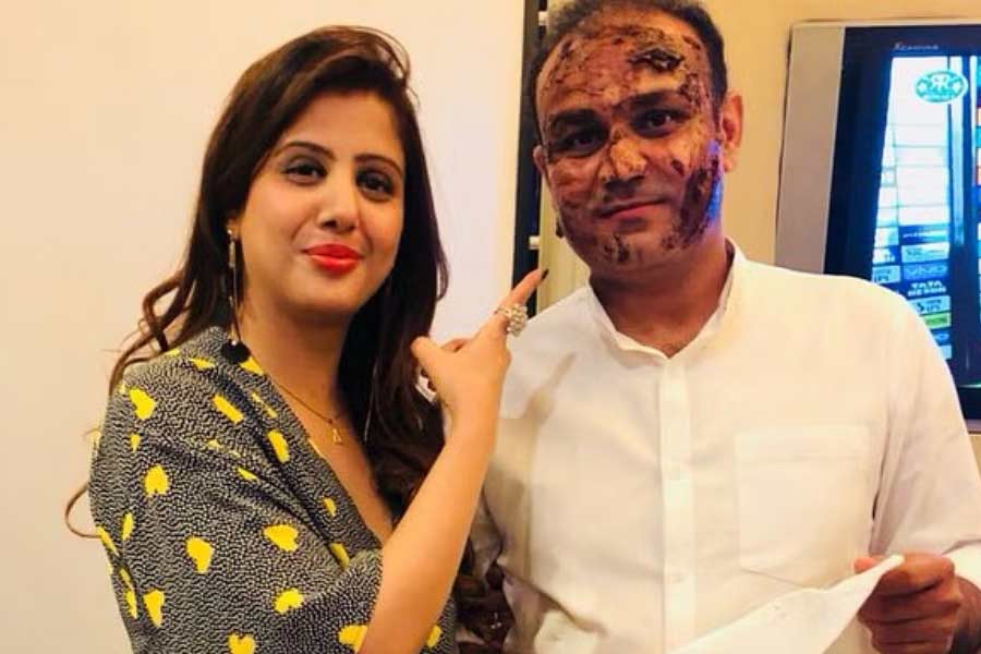 Things to know about Virender Sehwag's wife Aarti Ahlawat and the rumors behind their divorce 