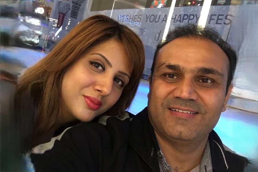 Things to know about Virender Sehwag's wife Aarti Ahlawat and the rumors behind their divorce 