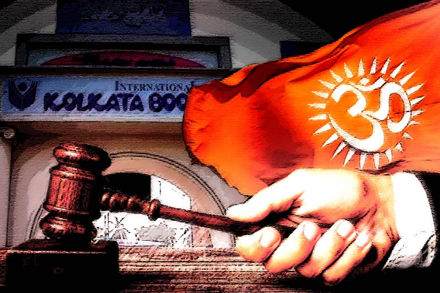 Calcutta HC upholds decision of Guild over VHP stall dgtl