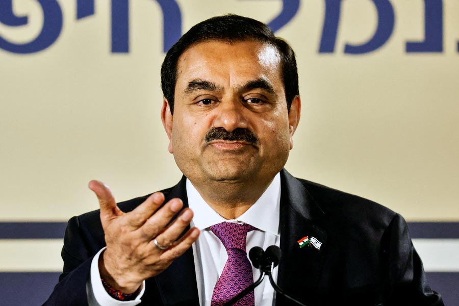 Gautam Adani is in copper war with Aditya Birla Group know its impact in Indian economy 