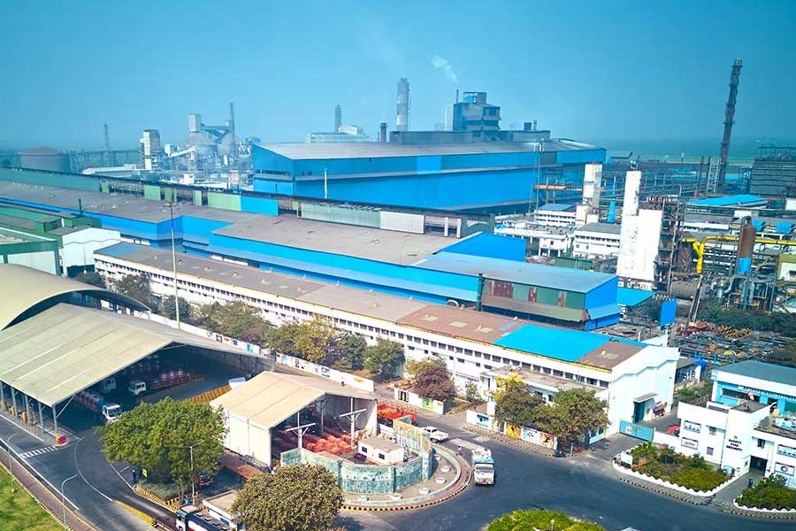 Gautam Adani is in copper war with Aditya Birla Group know its impact in Indian economy 