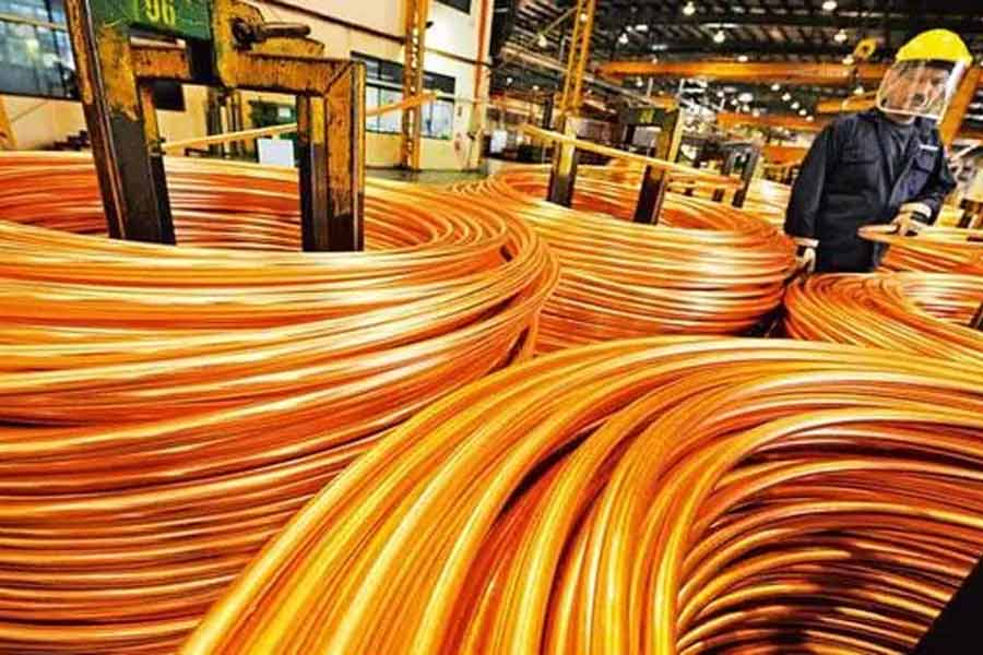 Gautam Adani is in copper war with Aditya Birla Group know its impact in Indian economy 