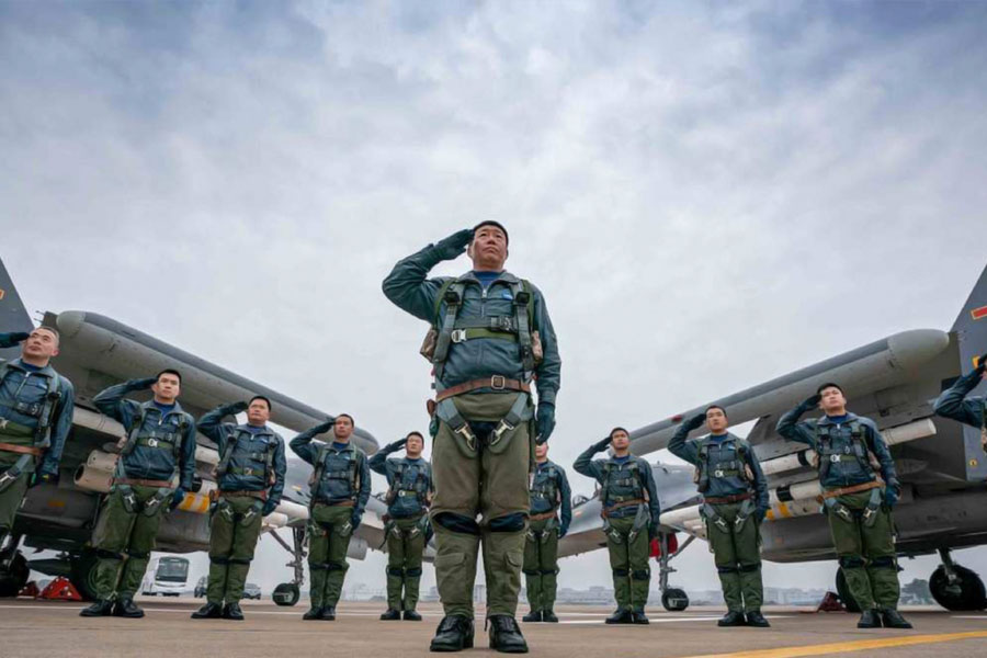 US strategic stealth bomber B 21 Raider faster production can counter China in Indo Pacific 