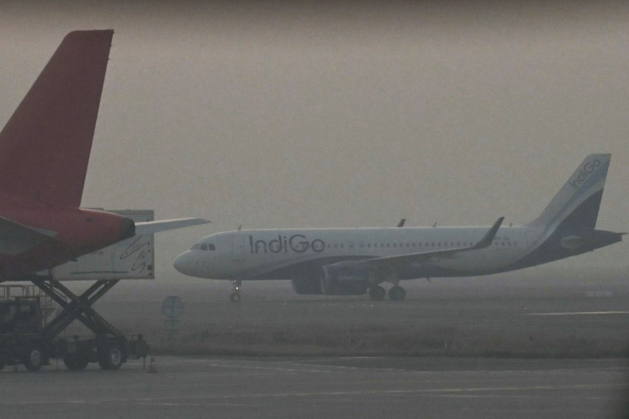 Due to dense fog, once again flight operations were disrupted at the Kolkata airport