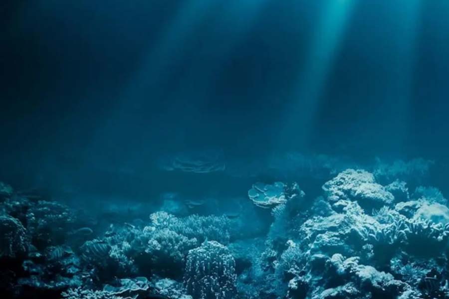 More than 100 times taller than Mount Everest, two peaks lie deep beneath the Earth's surface have been discovered